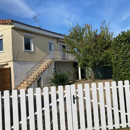 Maison De Vacances Bréhal Esterno foto